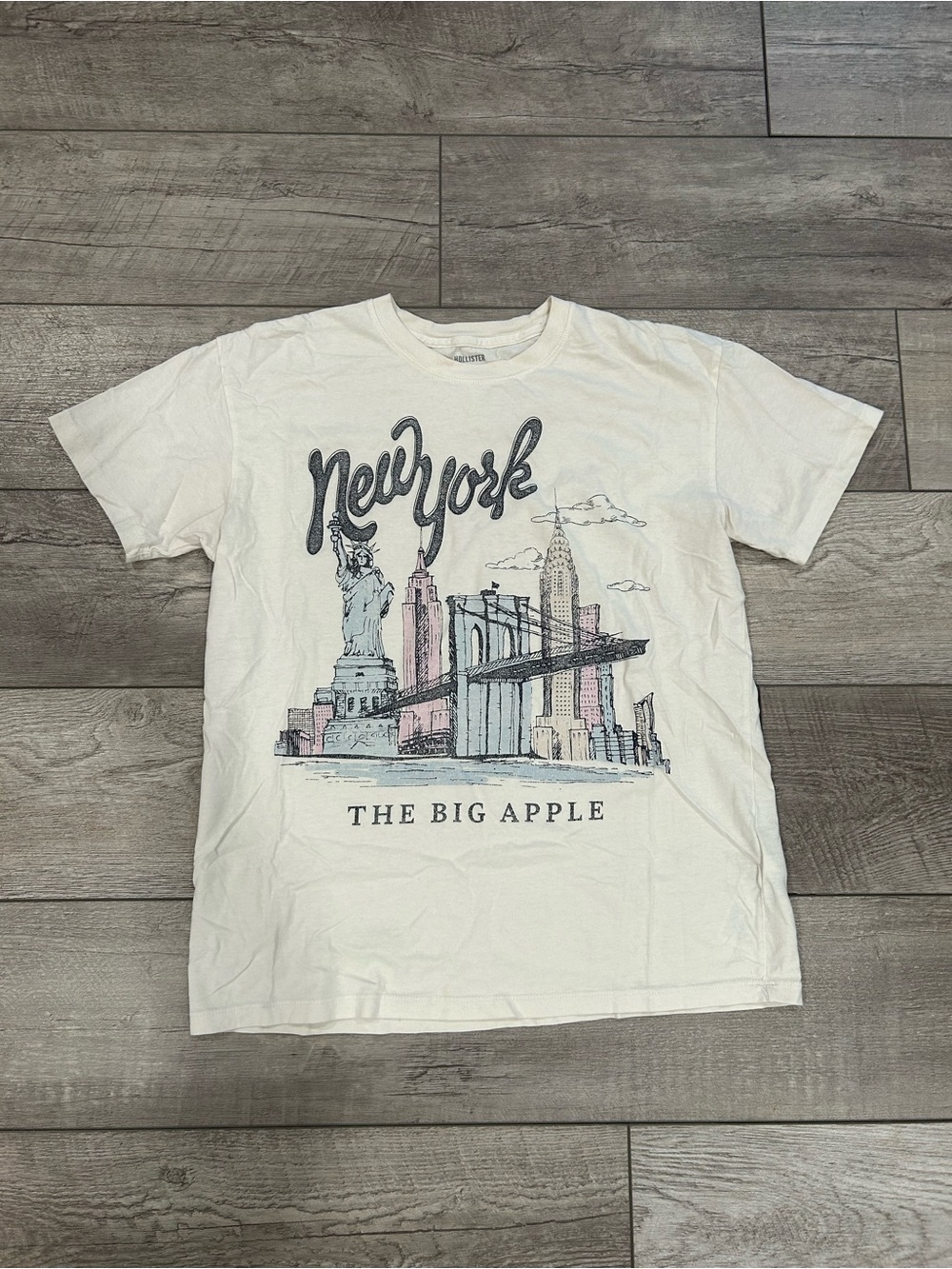 Hollister Oversized New York Cream Graphic Tee